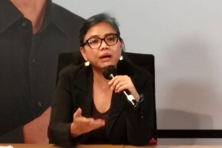 Pakar hukum tata negara Bivitri Susanti dalam diskusi di Media Center Tim Pemenangan Nasional Ganjar-Mahfud, Jalan Cemara Nomor 19, Jakarta, Senin (1/4/2024).