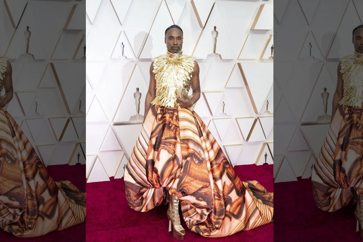 Aktor Billy Porter di acara karpet merah Piala Oscar 2020.