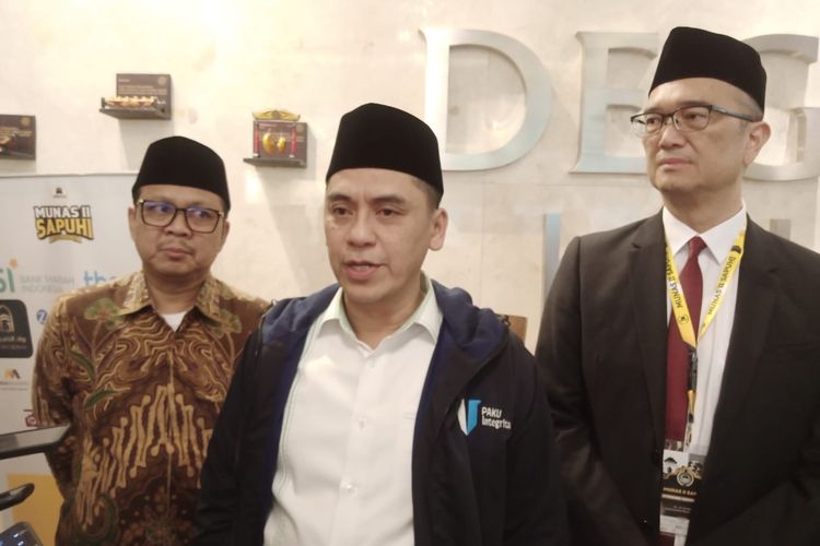 Wakil Menteri Agama, Saiful Rahmat Dasuki membeberkan tantangan penyelenggaraan haji dan umrah di Indonesia. 