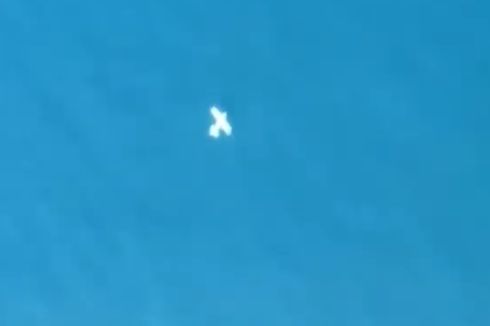 Video Ungkap Detik-detik Pesawat Jatuh ke Laut
