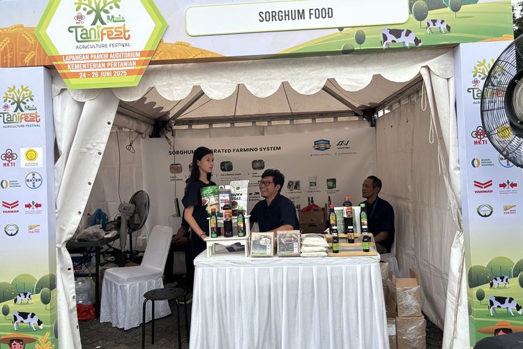 Booth Sedana Panen Sejahtera saat gelaran Tani Fest di kawasan Kementerian Pertanian. KOMPAS.com- Suparjo Ramalan 