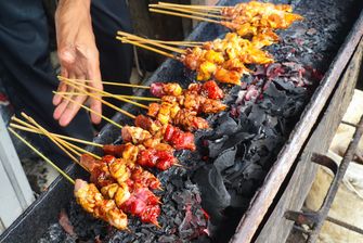 Apa Perbedaan Sate Padang dan Sate Pariaman? Yuk, Cari Tahu di Sini!