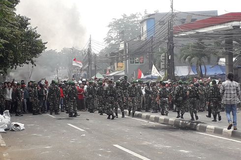 Ada Pelemparan Batu ke Stasiun Tanah Abang, Ini Kata PT KAI