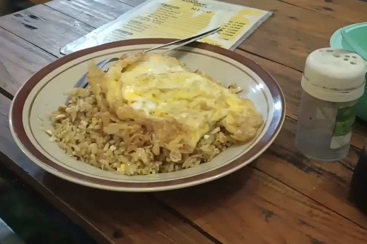 Nasi Goreng Anglo Kondang Rasa 86 di Surabaya