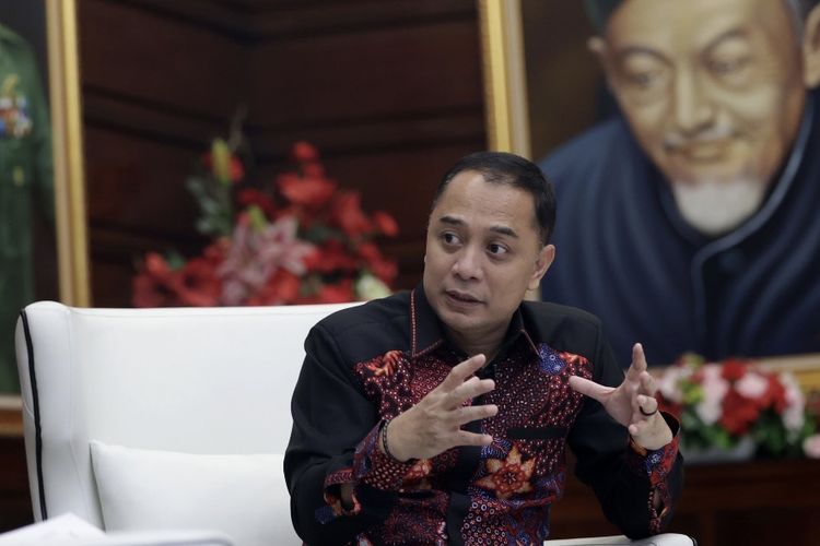 Berangkat Haji, Eri Cahyadi Minta Aduan Warga Surabaya Selesai 24 Jam