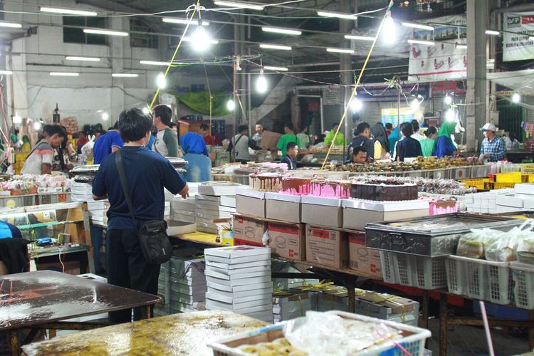 Pasar kue subuh di kawasan Pasar Senen, Jakarta Pusat, akan diserahterimakan kepada pedagang April 2022.