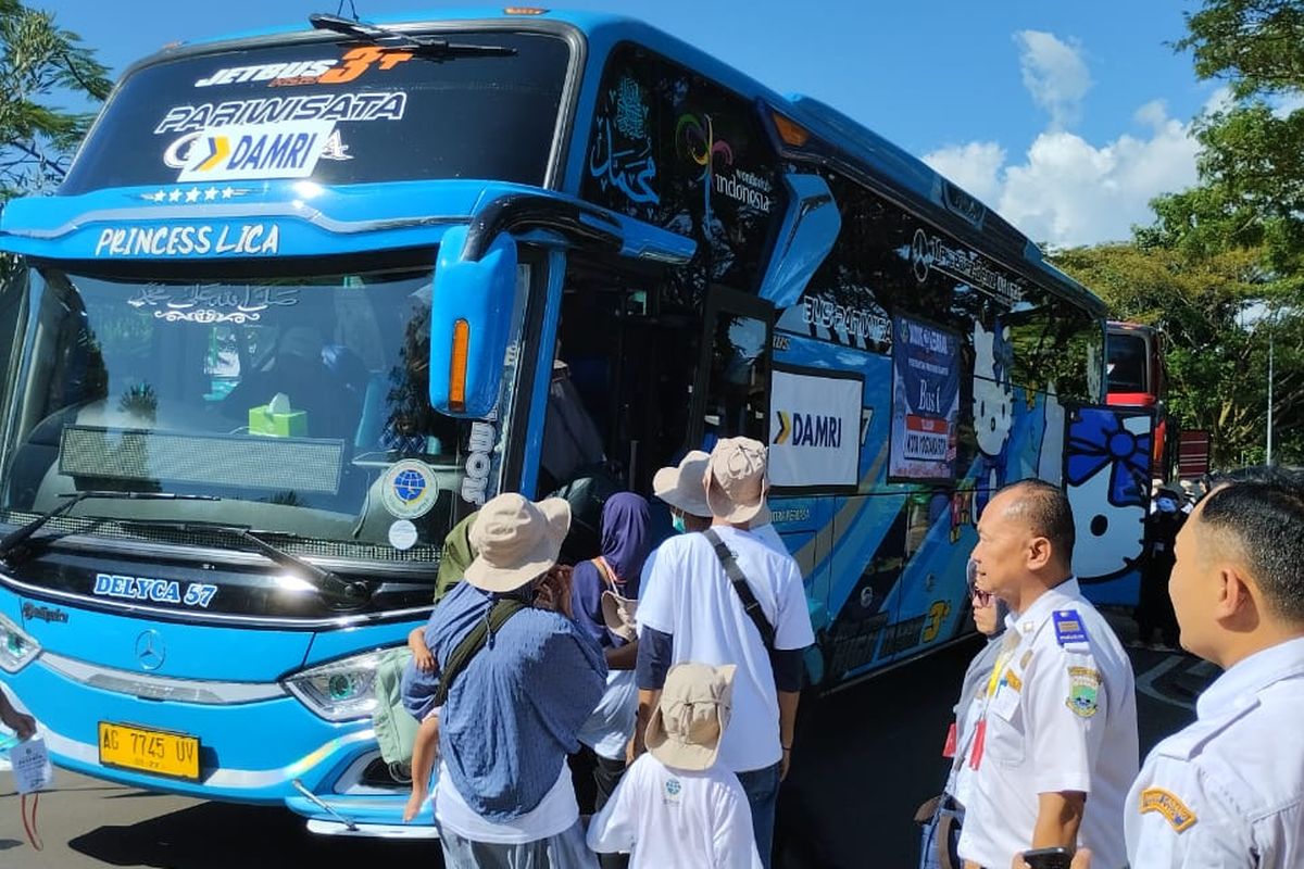 DAMRI layani mudik gratis Lebaran 2023 ke tiga kota besar