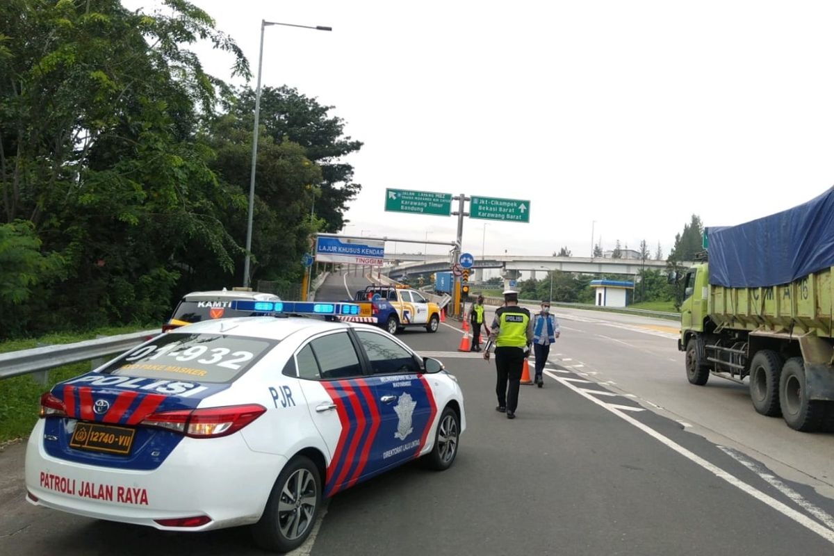 Jalan Tol Layang MBZ