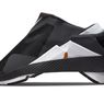 Slip-On Nike GO FlyEase, Hadir dalam Warna Black/Gum