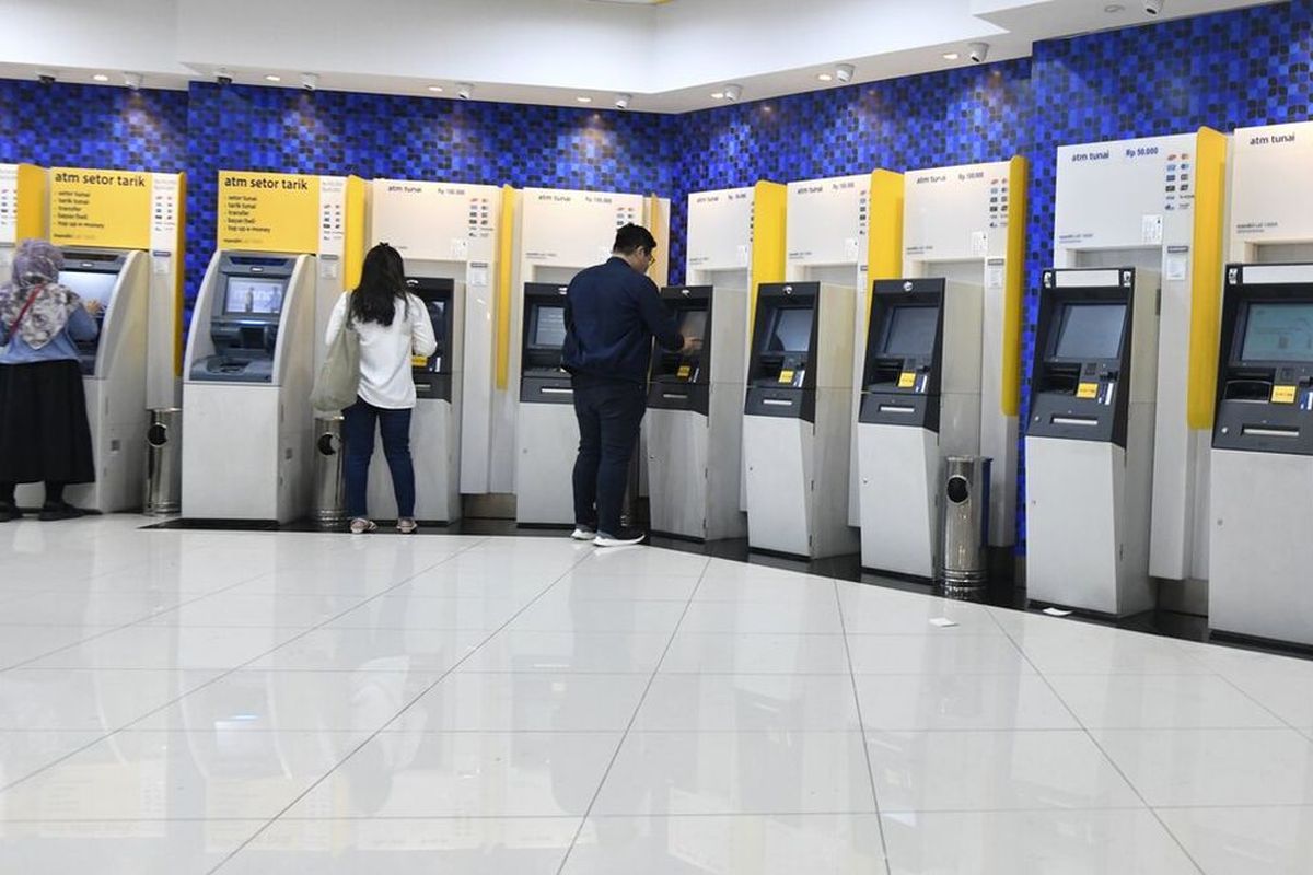 Cara setor tunai dan tarik tunai di ATM Mandiri dengan mudah