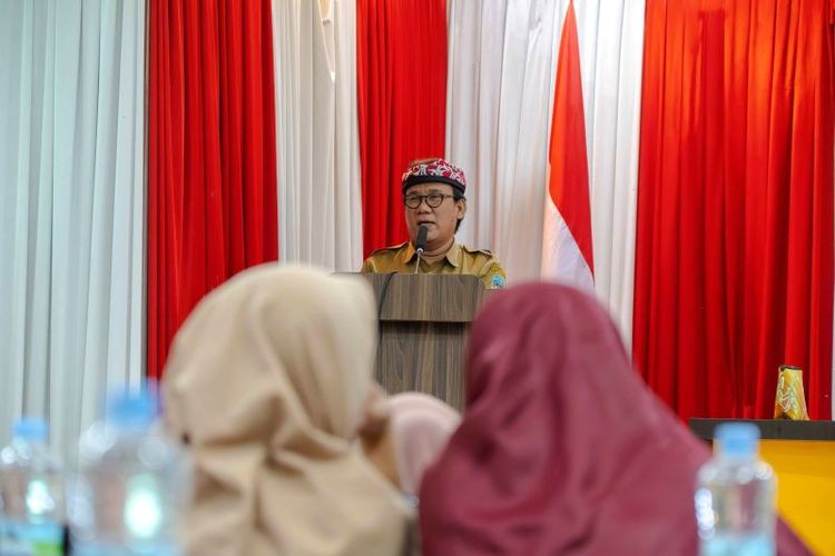 Dinas Perindustrian, Perdagangan dan Koperasi (Disperindagkop) Kalimantan Utara membekali pemilik Usaha Mikro, Kecil dan Menengah mengenai prosedur untuk melakukan ekspor produk.