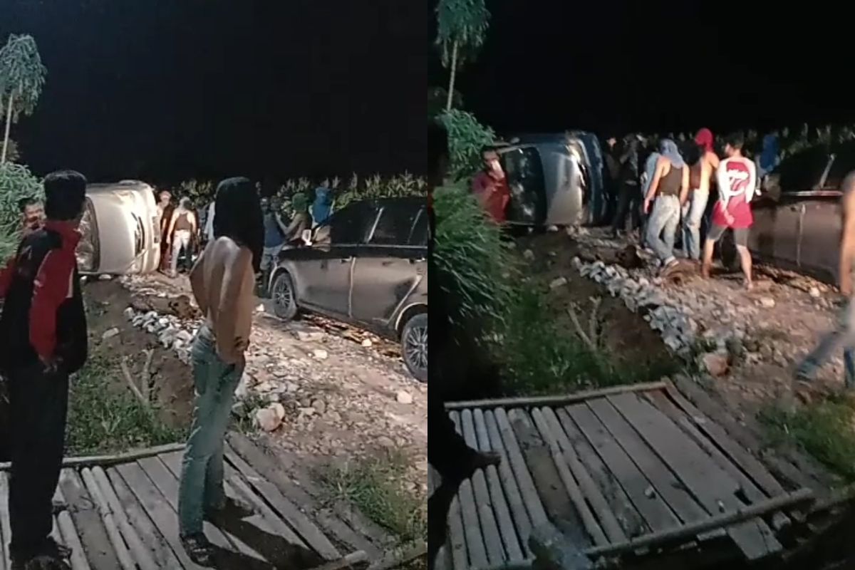 Kolase bidik layar video pengepungan warga terhadap polisi yang menangkap bandar narkoba di Lampung Tengah, Jumat (10/2/2023) malam.