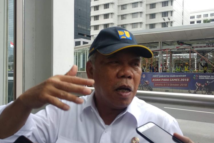 Menteri Pekerjaan Umum dan Perumahan Rakyat Basuki Hadimuljono di Stasiun MRT Bundaran HI, Selasa (19/3/2019).
