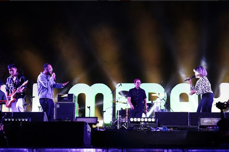 Maliq & D'Essentials tampil di Prambanan Jazz Festival 2022, Jumat (1/7/2022).