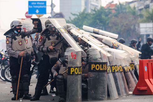 Unjuk Rasa Berujung Bentrok di Harmoni Mulai Reda, Polisi Bentuk Barikade