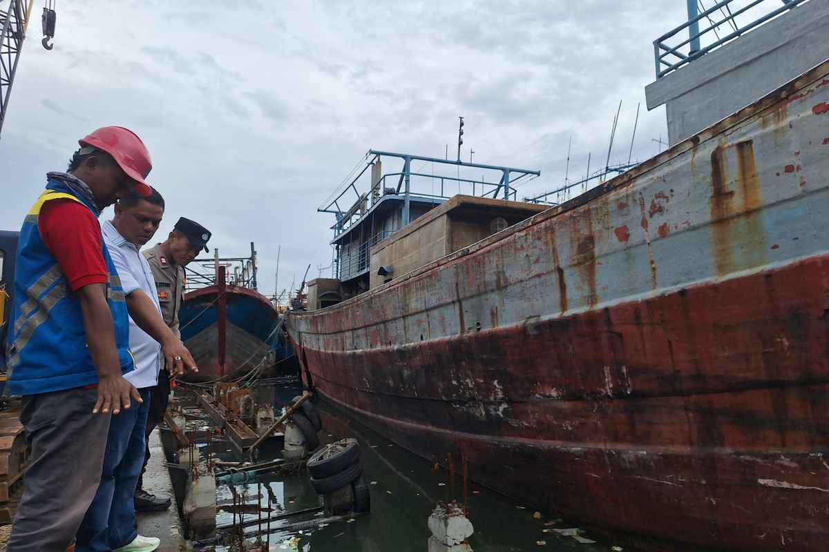 Proyek Tanggul Laut Muara Angke Tertunda, Pelaksana Beralasan Menunggu Kematangan Beton