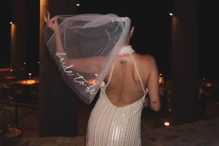 Selena Gomez mengadakan bachelorette party menjelang pernikahannya dengan Benny Blanco di Meksiko, Kamis (28/8/2025).