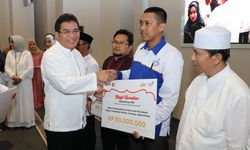 Telkom Berikan Santunan Anak Yatim Rp 560 Juta