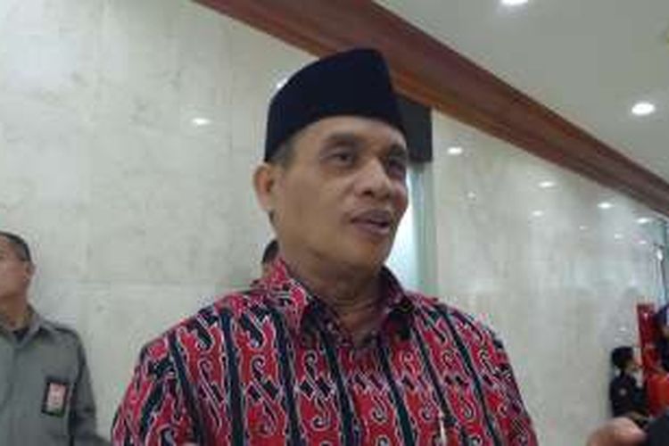 Anggota Komisi III DPR, Muhammad Syafii di Kompleks Parlemen, Senayan, Jakarta, Senin (13/6/2016)