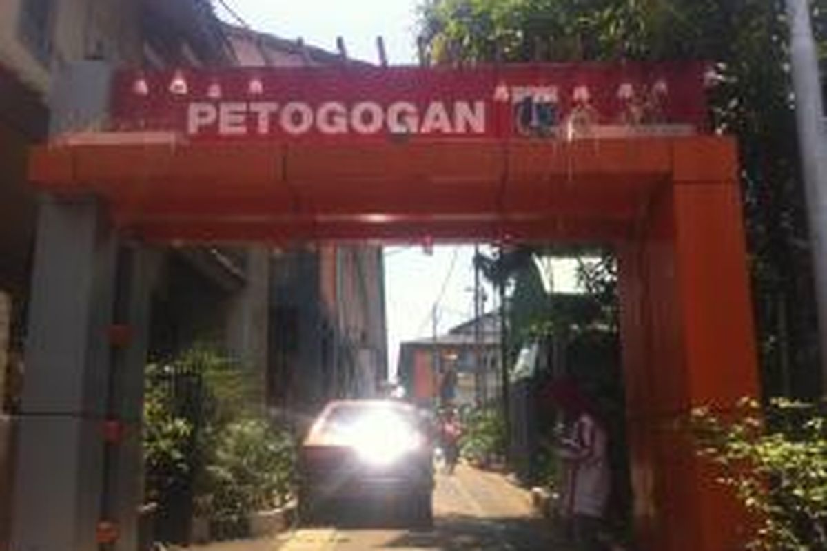 Kampung deret Petogogan