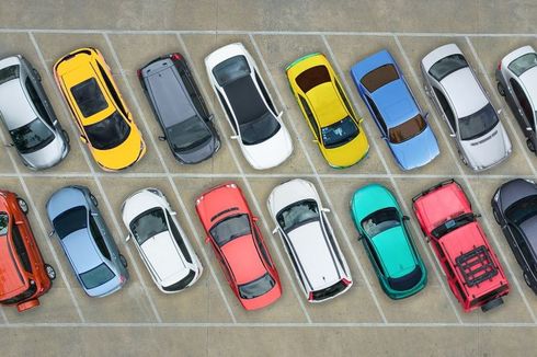 Bisa Parkir, Syarat Utama buat Pengemudi Mobil