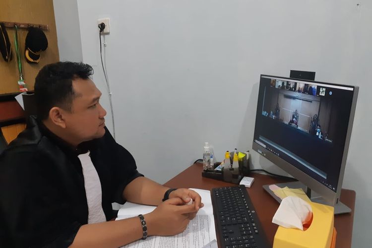 Persidangan virtual JPU Nunukan bersama Majelis Hakim Tipikor Samarinda dalam kasus dugaan korupsi dana bansos kementrian Koperasi dan UKM yang menjerat eks caleg DPRD Nunukan 2014