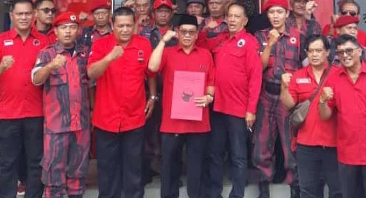 Mantan Sekda Kota Magelang Ambil Formulir Pilkada 2024 di PDI-P