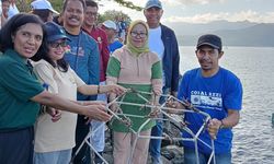 Pj Bupati Sulastri Rasyid Ajak Masyarakat Flores Timur Peduli Lingkungan
