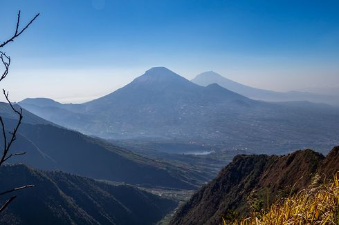 Semua Jalur Pendakian Gunung via Wonosobo Tutup Mulai 24 Agustus 2020