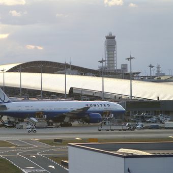 Ilustrasi Bandara Internasional Kansai di Jepang. 