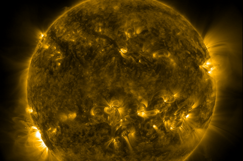 NASA Berhasil Merekam Ledakan Suar Matahari, Seperti Apa?