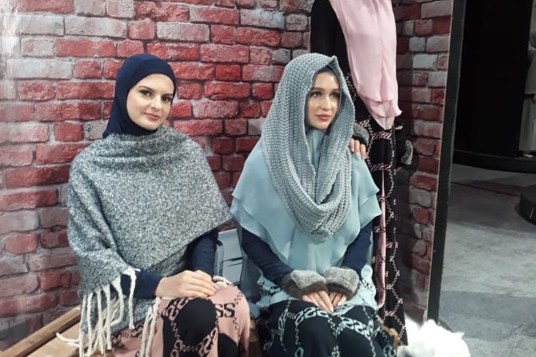 Koleksi busana syari untuk liburan dari brand Si.Se.Sa.