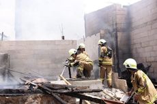 Buntut Kompor Gas Warung Mi Ayam Bocor, 9 Rumah di Cakung Terbakar