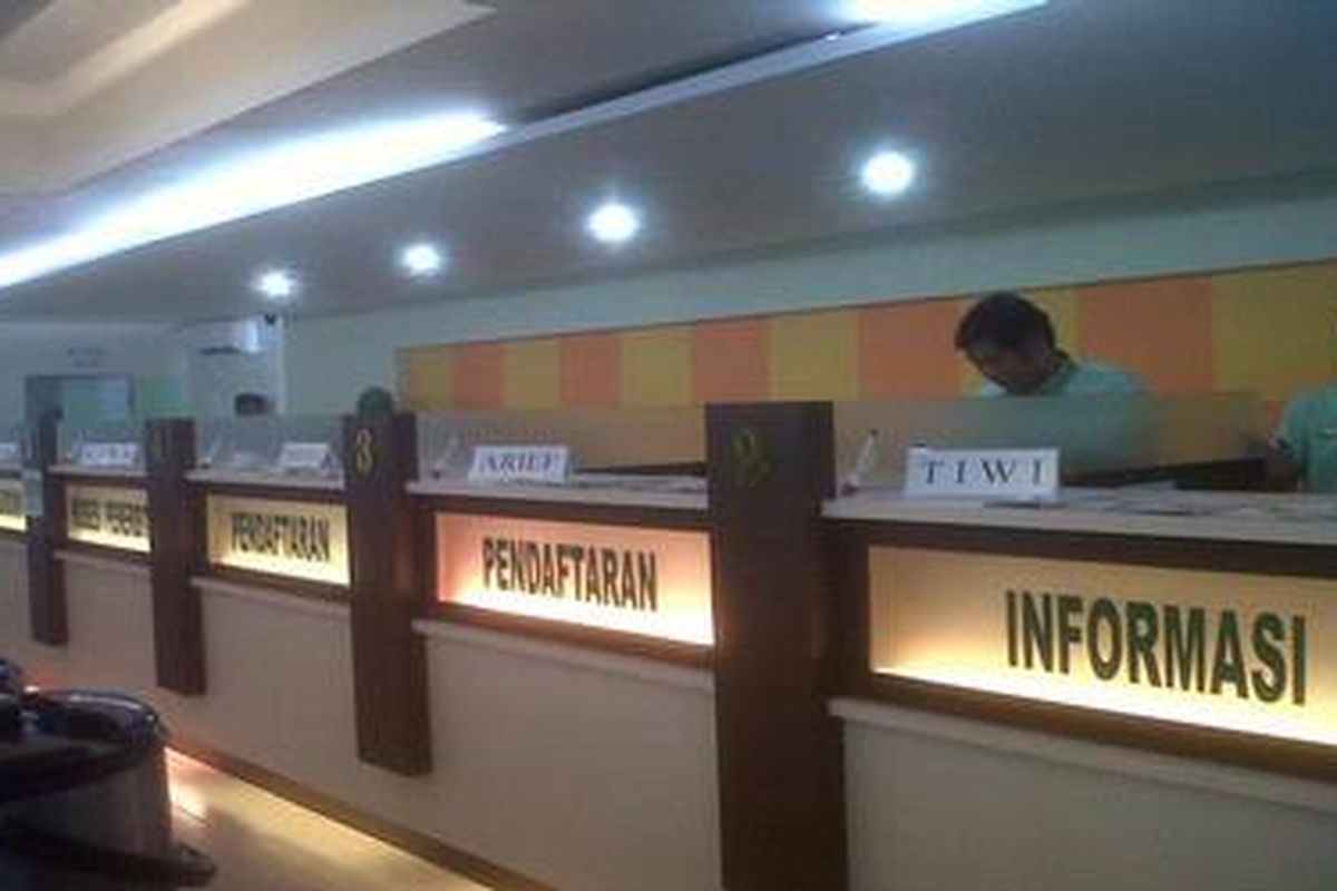 Ilustasi di Kantor Pelayanan Perizinan Terpadu (KP2T) Provinsi Kalimantan Selatan.