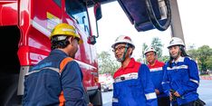Pastikan Pasokan BBM Jember Aman, Direktur Pertamina Niaga Pantau Distribusi dari Instalasi Surabaya 