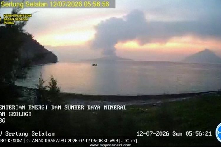 Anak Krakatau Tak Meletus Pagi Ini, Aktivitas Vulkanik Masih Terekam di Dalam Gunung