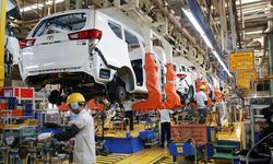 Studi LPEM FEB UI: Lokalisasi Otomotif Tingkatkan PDB & Lapangan Kerja