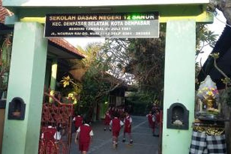 Sekolah Angelina di SD 12 Sanur Denpasa. 
