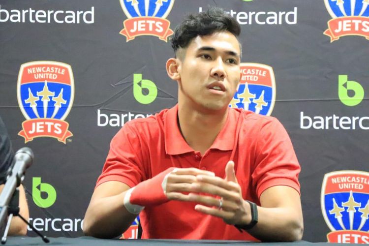 Bek Persija Jakarta, Ryuji Utomo. 