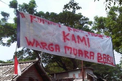 Spanduk Penolakan Masih Terpasang di Waduk Pluit