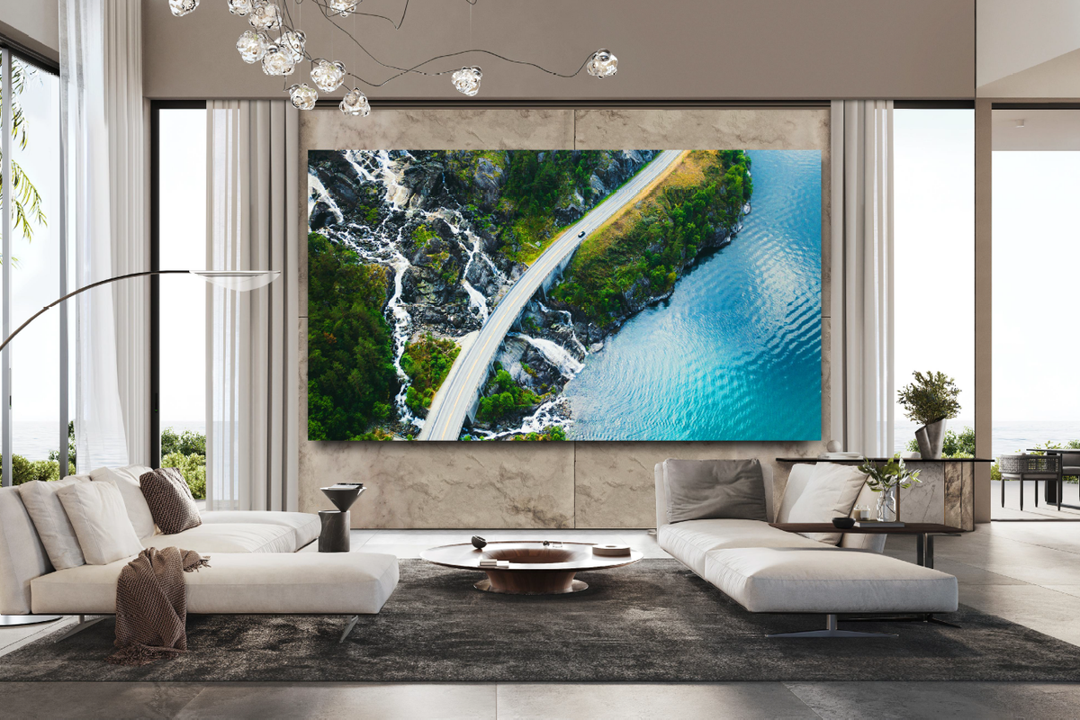 Televisi microLED 4K 118 Inci LG Magnit 