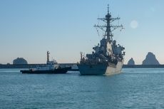 Beijing Peringatkan Kapal Perang AS Pergi dari Laut China Selatan