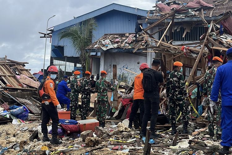 Hari Terakhir, Pencarian Korban Ledakan Bom di Biak Diperluas 4 Kilometer