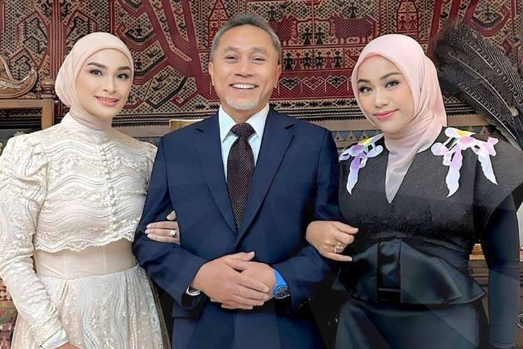 Zulhas bersama dua putrinya, Putri Zulkifli Hasan dan Zita Anjani.