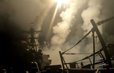 Gambar yang dirilis oleh Komando Pusat AS (CENTCOM) melalui X (sebelumnya Twitter) pada 15 Maret 2025 ini menunjukkan pasukan CENTCOM melancarkan operasi terhadap target-target Houthi di seluruh Yaman. Serangan pertama AS terhadap Houthi Yaman sejak Presiden Donald Trump menjabat pada bulan Januari menewaskan sedikitnya 19 orang, sementara Washington memperingatkan Iran untuk berhenti mendukung kelompok tersebut.