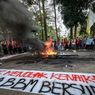 Demo Tolak Kenaikan BBM, Mahasiswa di Cimahi Bakar Keranda 