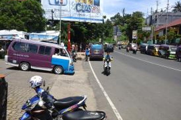 Angkutan umum di Bandarlampung mogok mengangkut penumpang. 