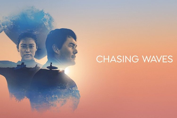 Poster serial dokumenter Disney+ Original Chasing Waves (2023)