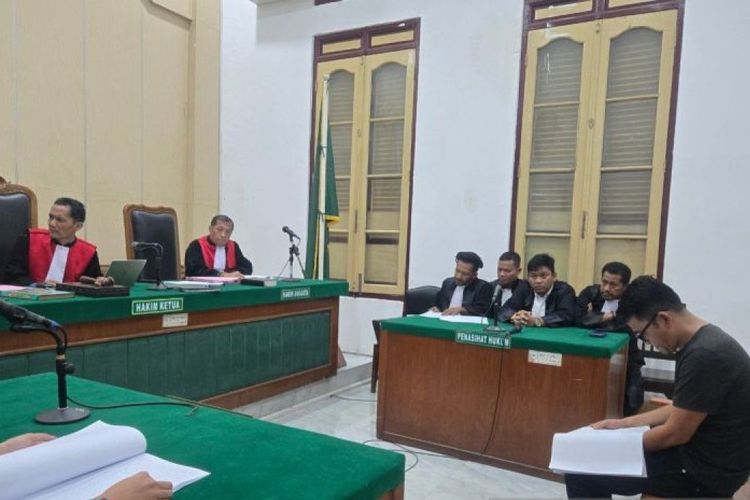 Kuasa Hukum Soroti Perbedaan Perlakuan di Kasus Korupsi Bantuan Bencana Samosir