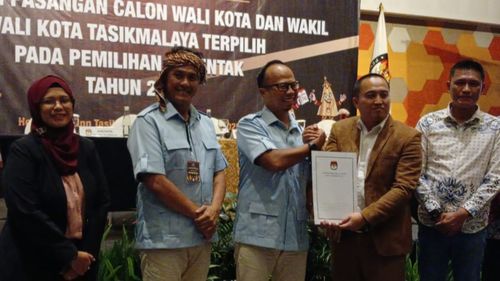 KPU Tasikmalaya Tetapkan Viman Alfarizi-Dicky Candra Wali Kota dan Wakil Wali Kota Terpilih